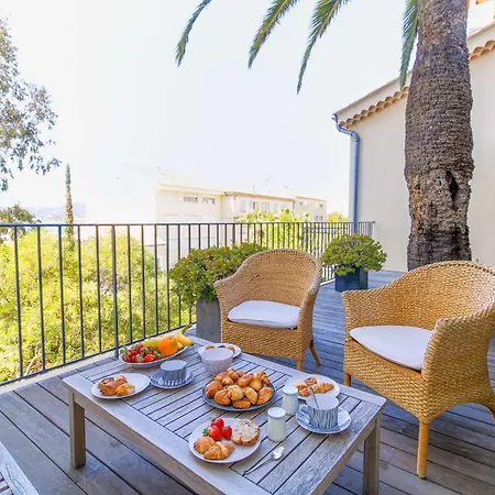 Select'sohome - Avec Terrasse Et Vue Au Coeur Du Lavandou - Parking Prive - Moun Pantai Apartment